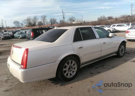 2010 Cadillac Dts Standard from USA, damaged, VIN 1G6KA5EY2AU115018